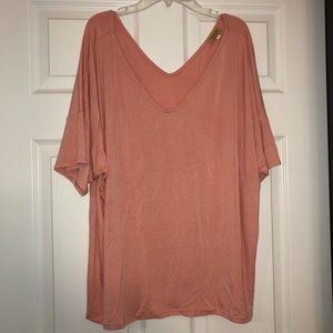 Coral piko v neck